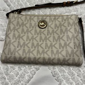 Micheal Kors